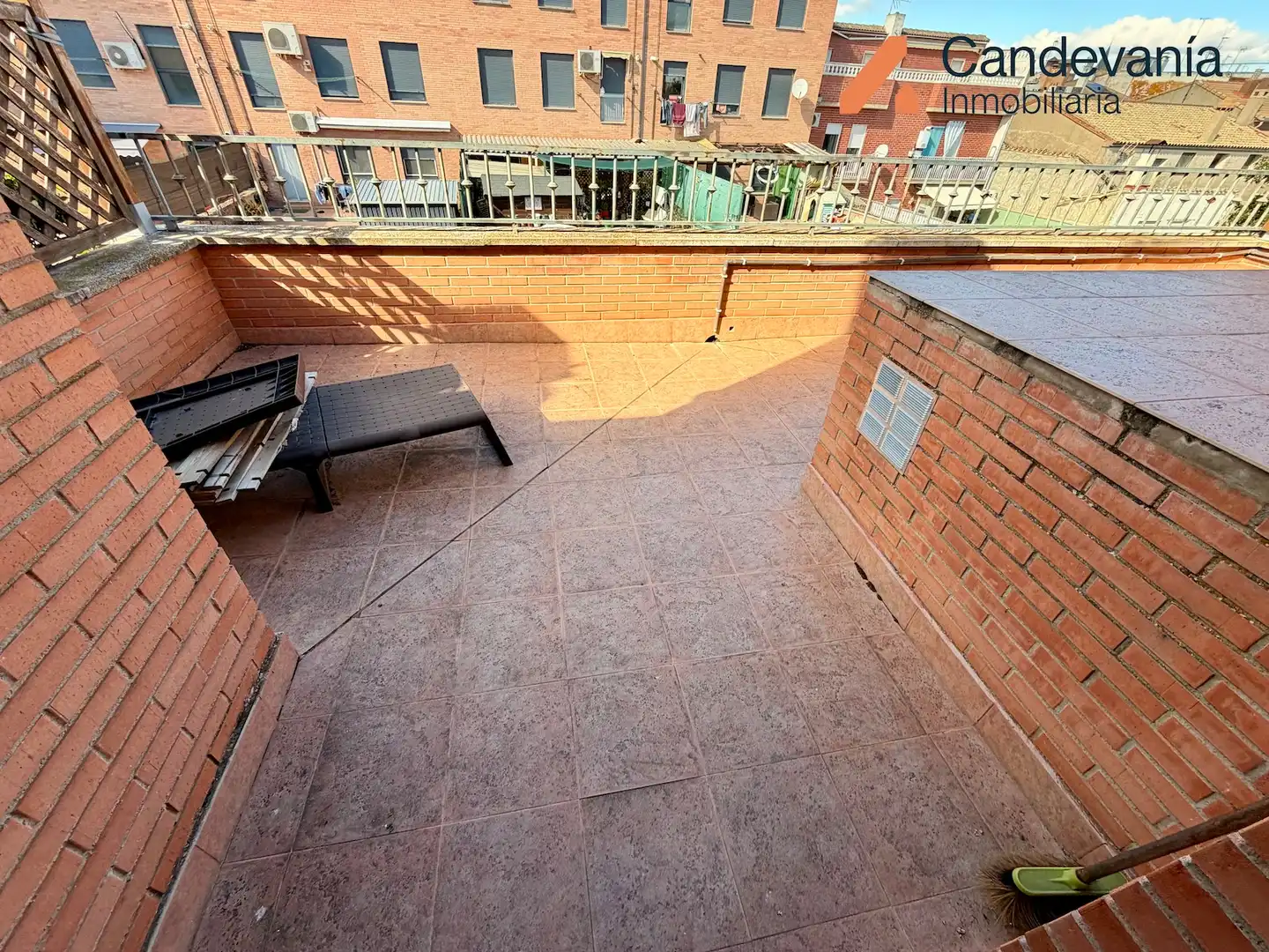 Terrasse von Maisonette zum Verkauf in Zuera, Zaragoza