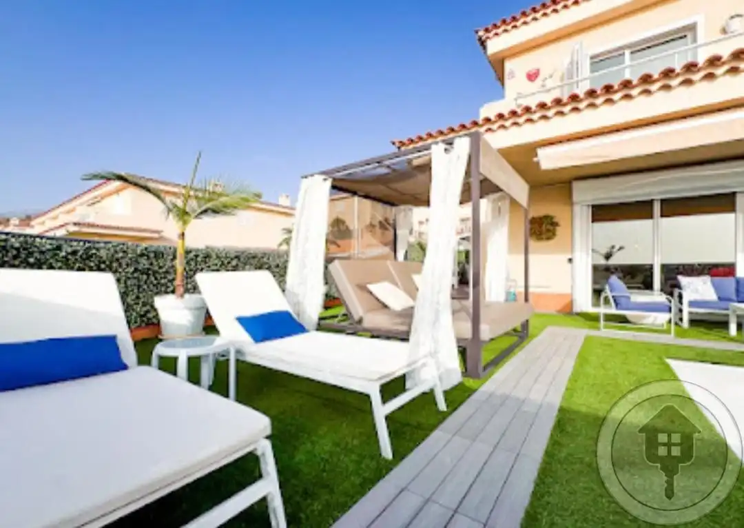 Casa amb piscina en venda a PUERTO SANTIAGO