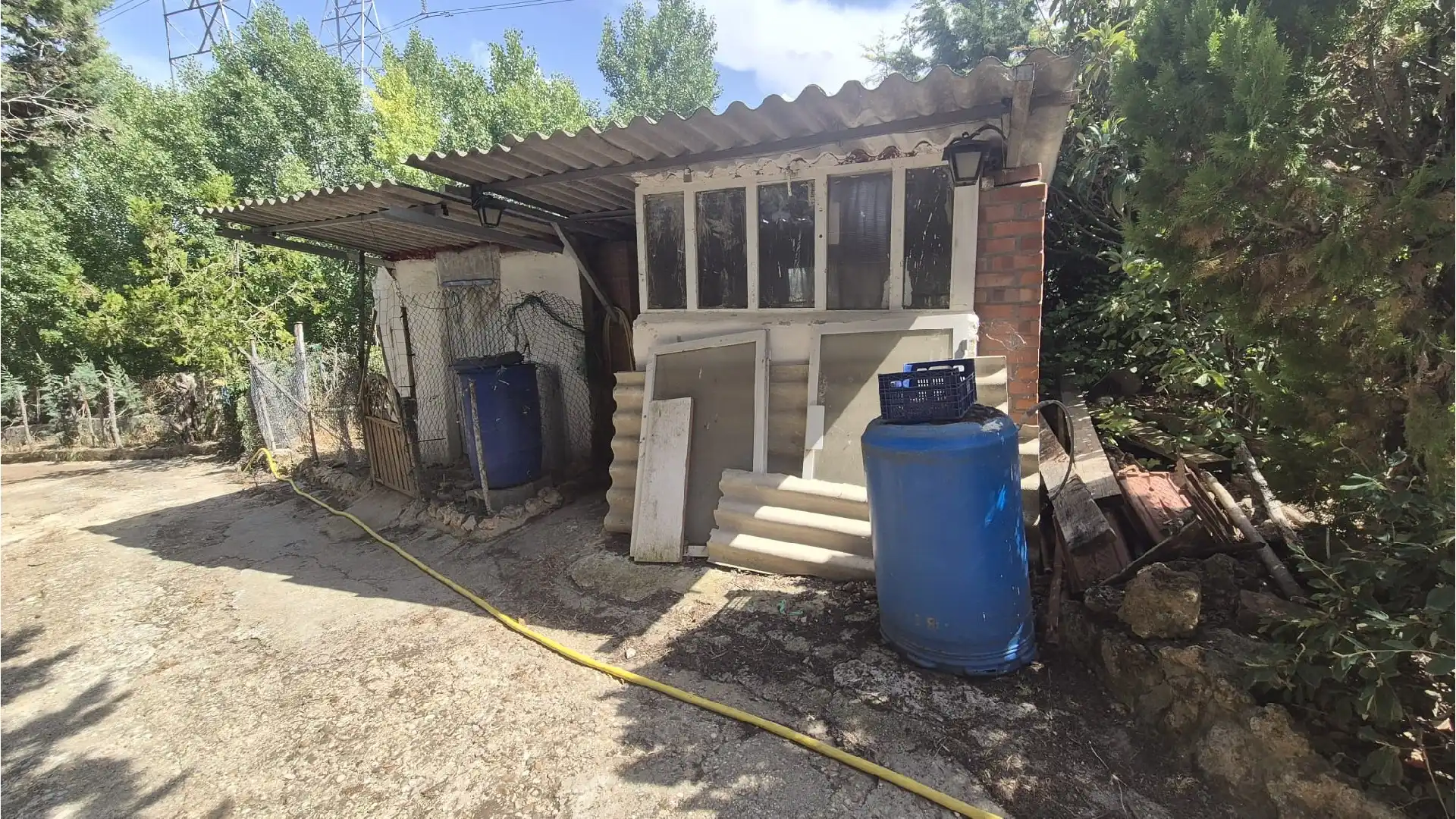 Exterior view of Houses for sale in Villamuriel de Cerrato  with Heating, Private garden and Swimming Pool