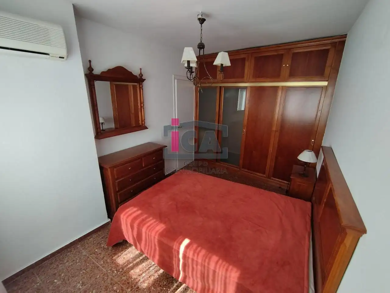 Habitación de Piso de alquiler en Cáceres con Aire acondicionado, Calefacción y Amueblado