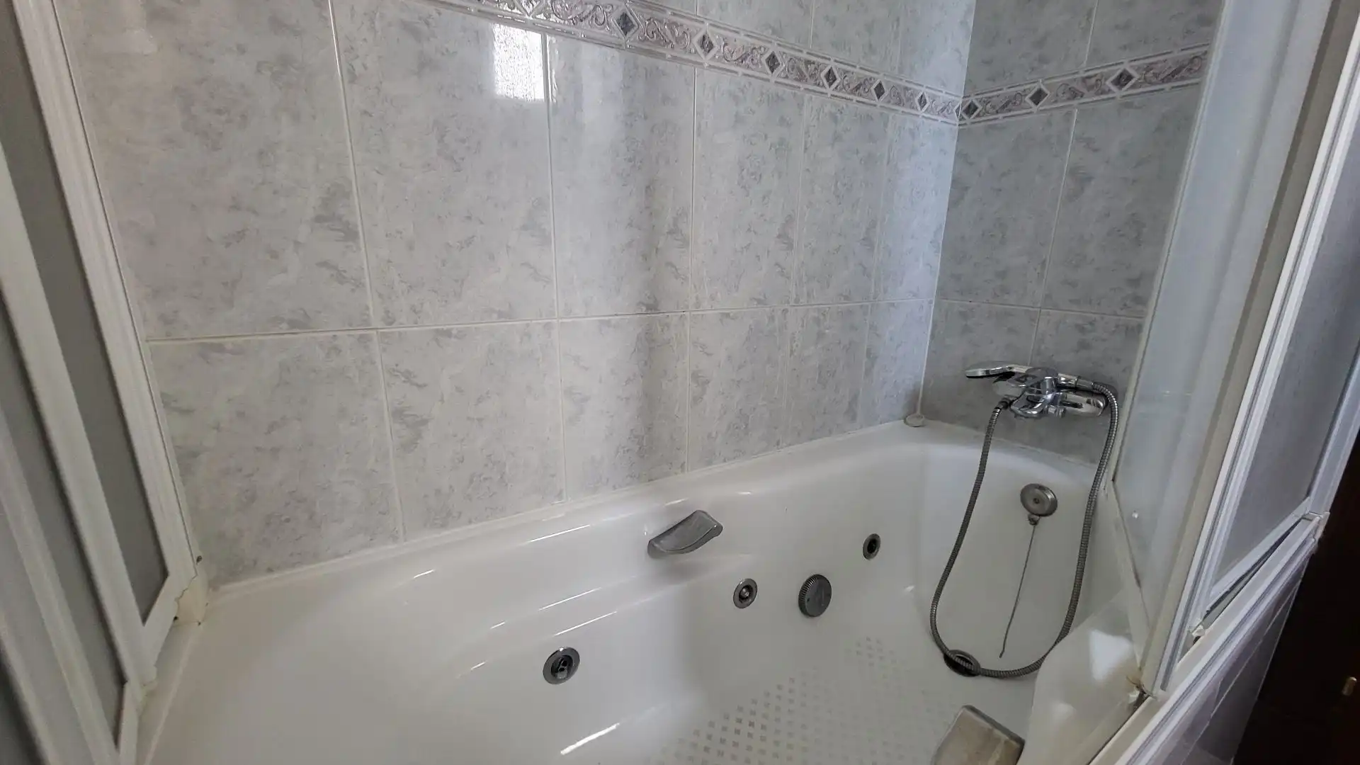 Badezimmer von Wohnung zum Verkauf in Macael
