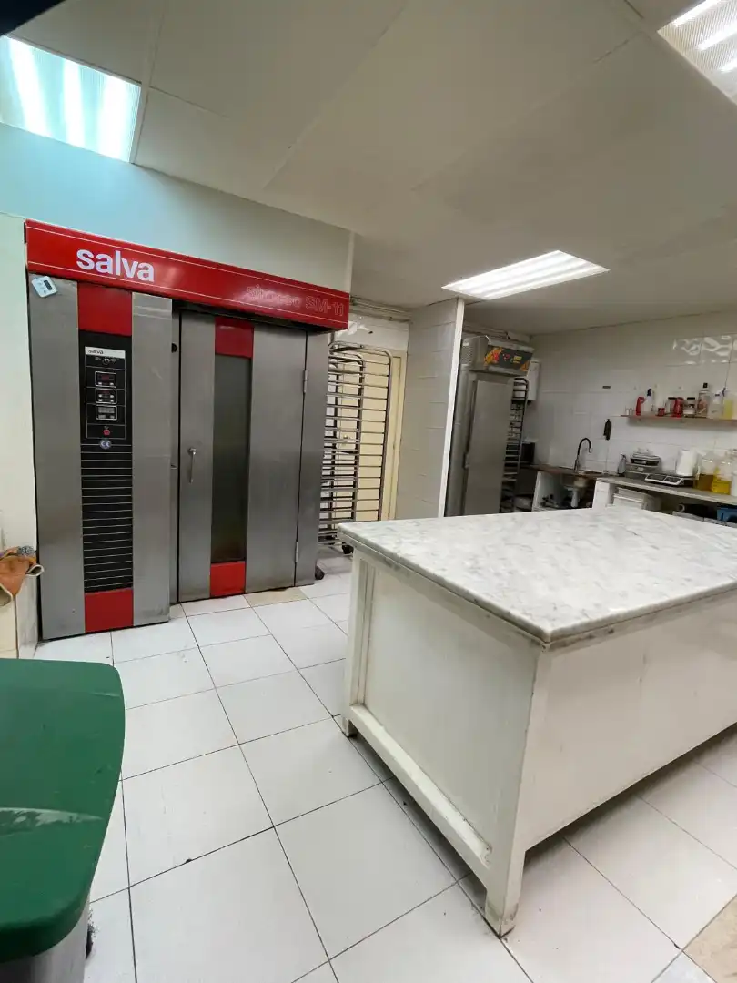 Local comercial en traspàs a Sant Joan, imagen 19