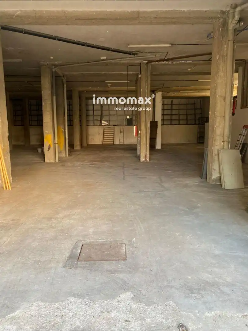 Nau industrial en venda en Sant Feliu de Llobregat