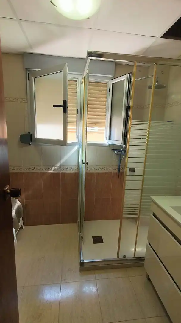 Bathroom of Flat for sale in Carlet  with Furnished