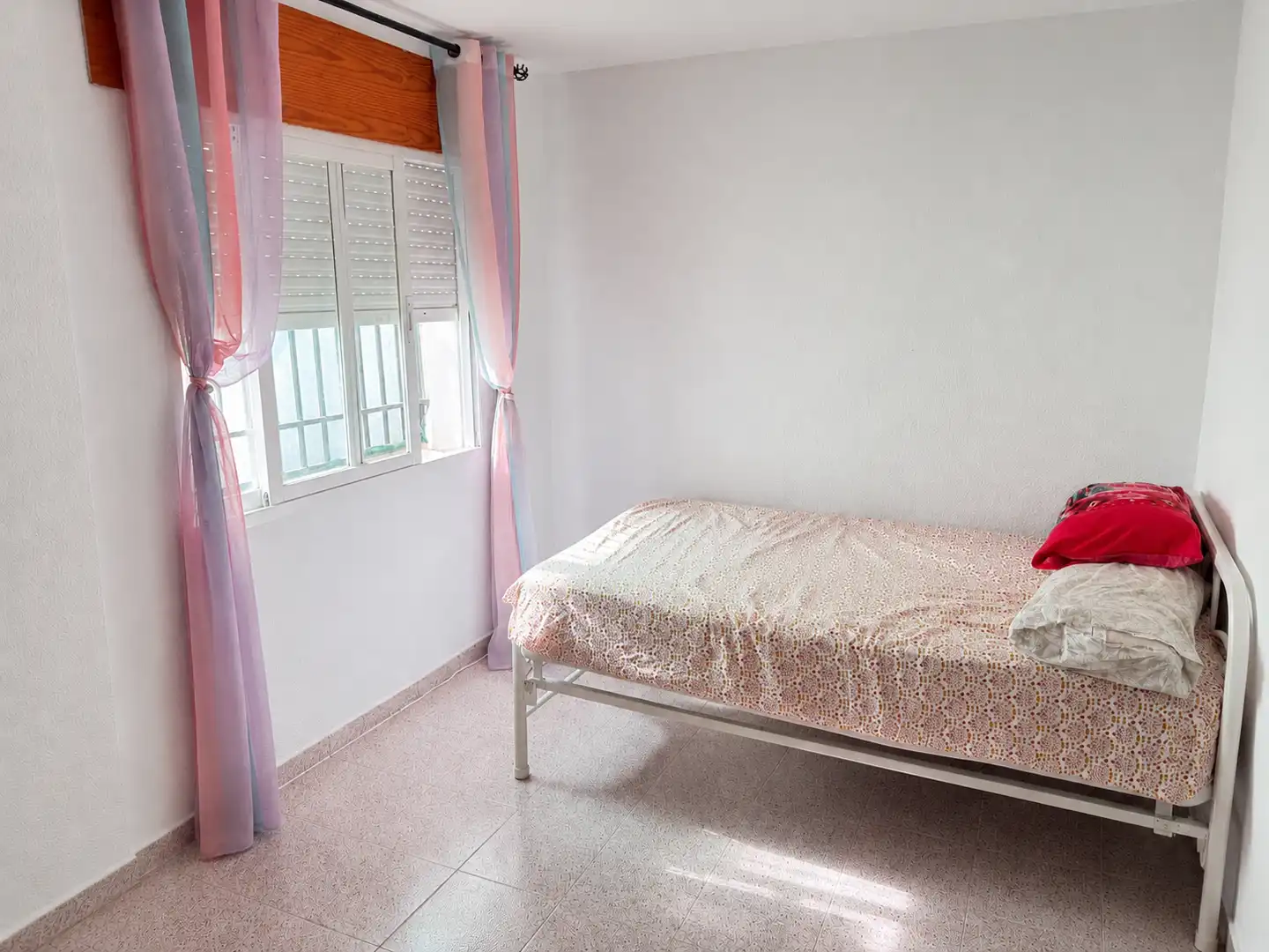 Habitación de Piso en venta en Roquetas de Mar con Aire acondicionado, Trastero y Piscina comunitaria