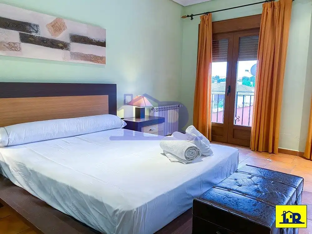 Bedroom of Houses for sale in Arcas del Villar  with Air Conditioner, Heating and Terrace