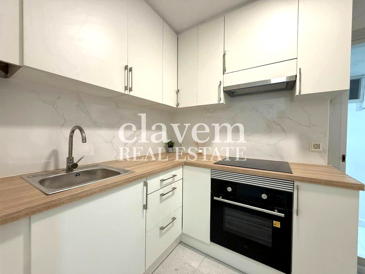 Kitchen of Planta baja for sale in  Barcelona Capital  with Terrace