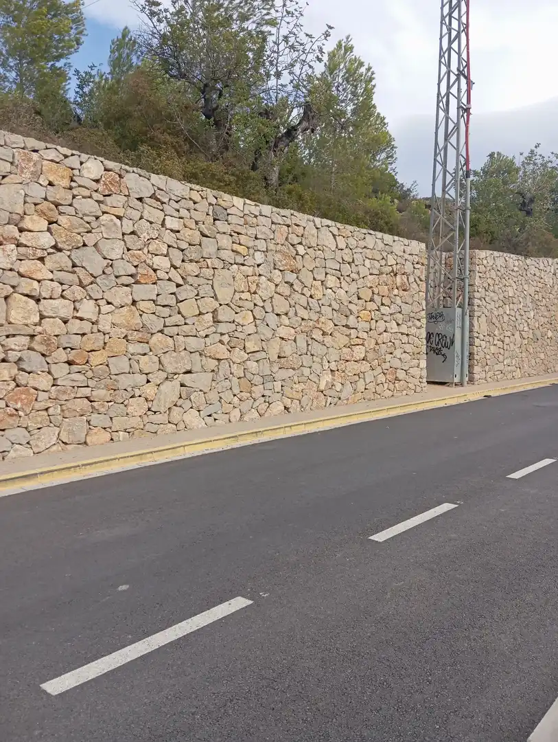 Vista exterior de Residencial en venta en Montserrat