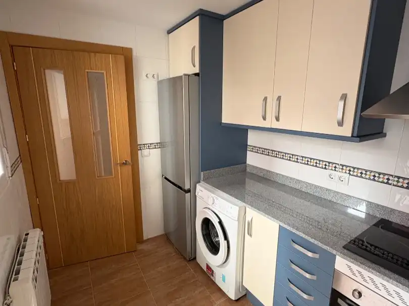 Kitchen of Flat for rent in Villarejo de Fuentes