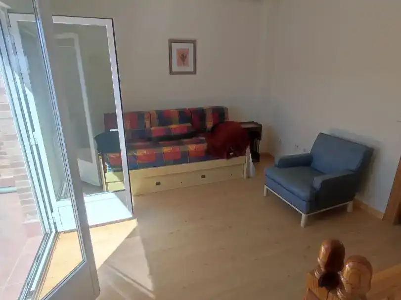 Sala d'estar de Casa o xalet en venda en Galindo y Perahuy