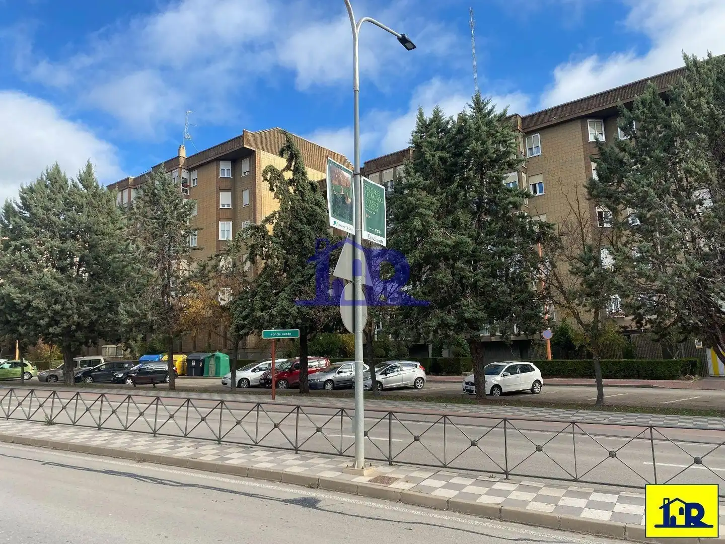 Vista exterior de Piso de alquiler en Cuenca Capital con Aire acondicionado, Calefacción y Amueblado