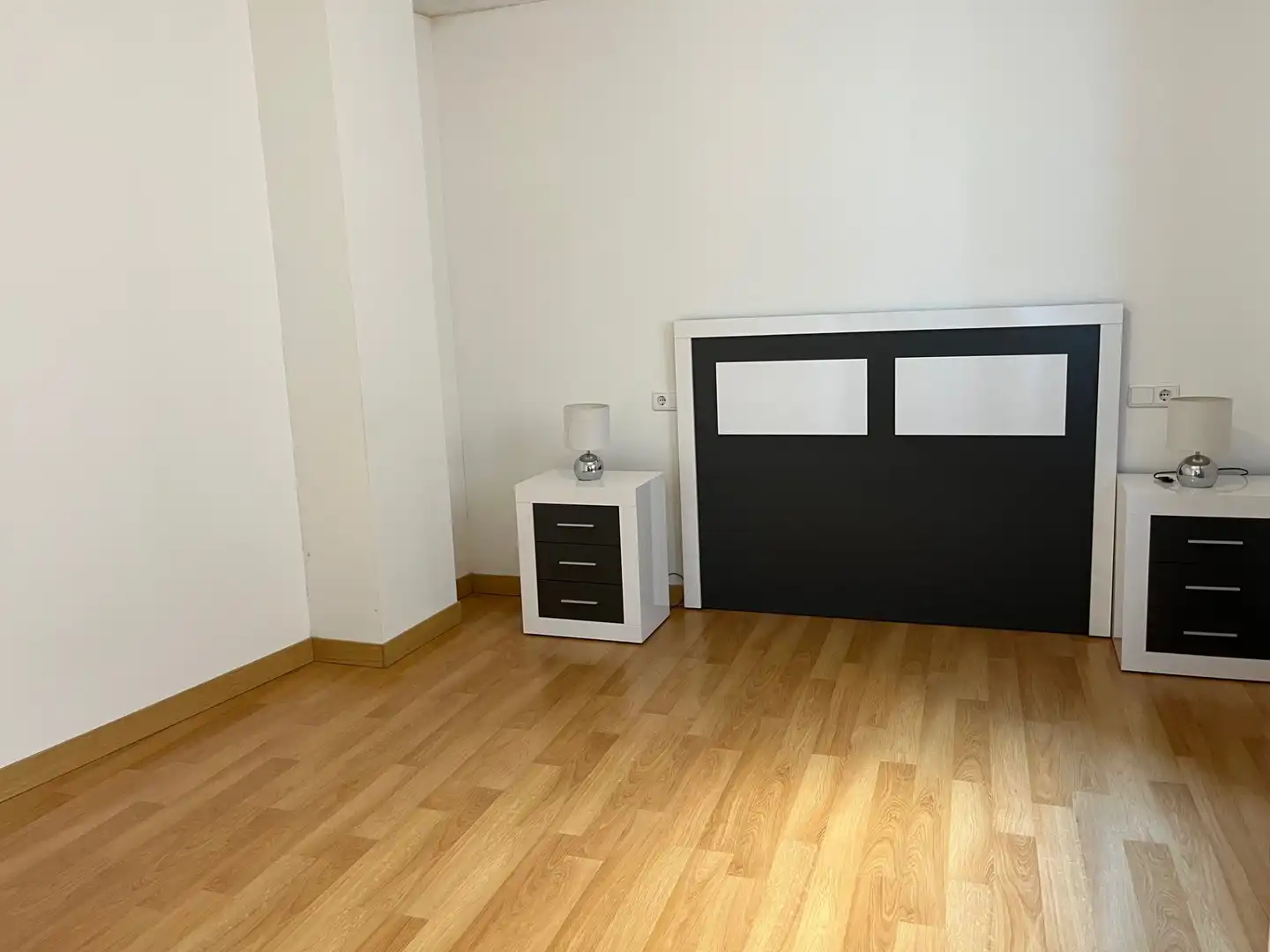 Bedroom of Flat for sale in Castellanos de Moriscos  with Heating, Parquet flooring and Furnished
