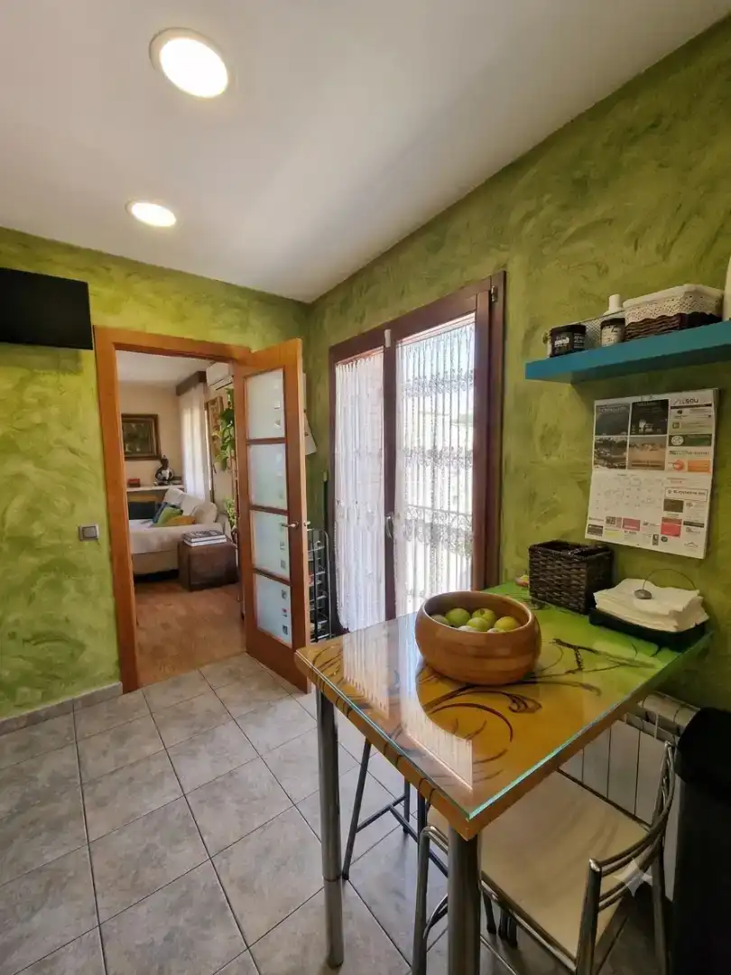 Piso en venta en Calldetenes con Parquet