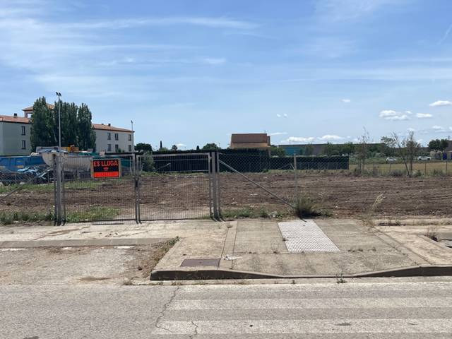 Terreno industrial en Alquiler en Avinguda de Barcelona, 34 en Poble Nou - Olivar Gran