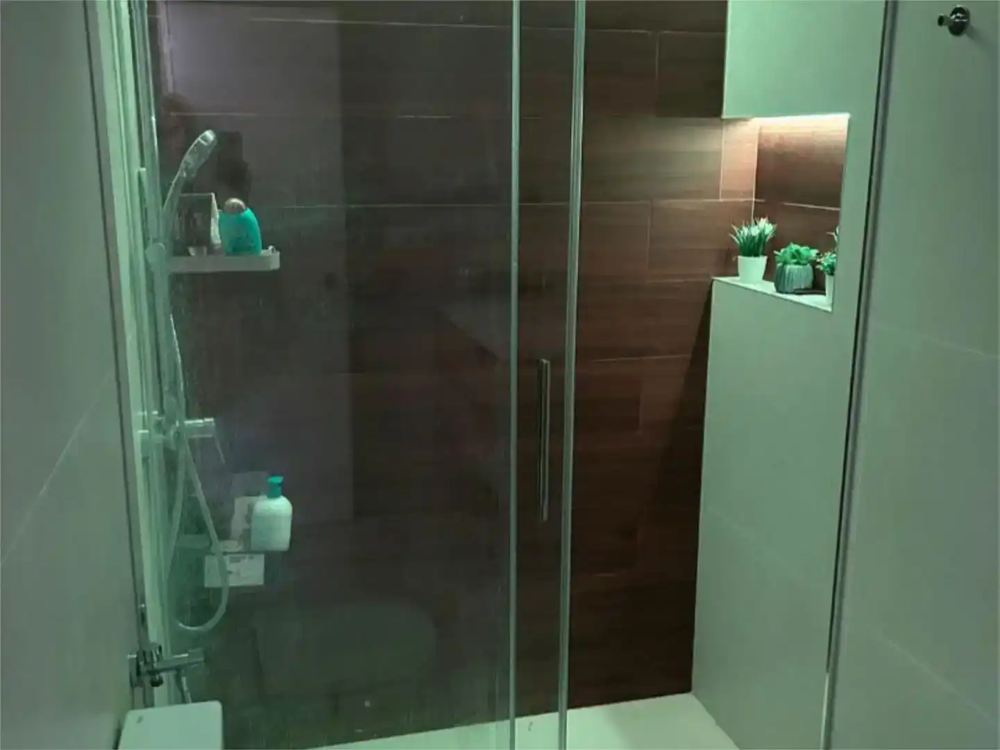 Badezimmer von Wohnung zur Miete in Cullera mit Privatgarten, Parkett und Schwimmbad