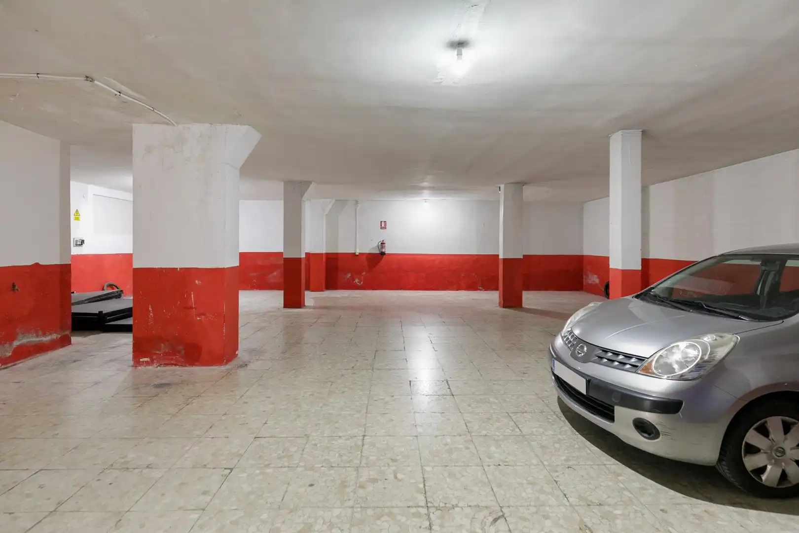Local en venta en Calle LOMA DE DILAR, Crta. De la Sierra