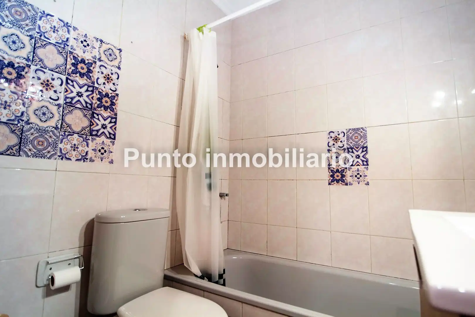 Flat with terrace to rent in Calle de Teresa Gil, imagen 14