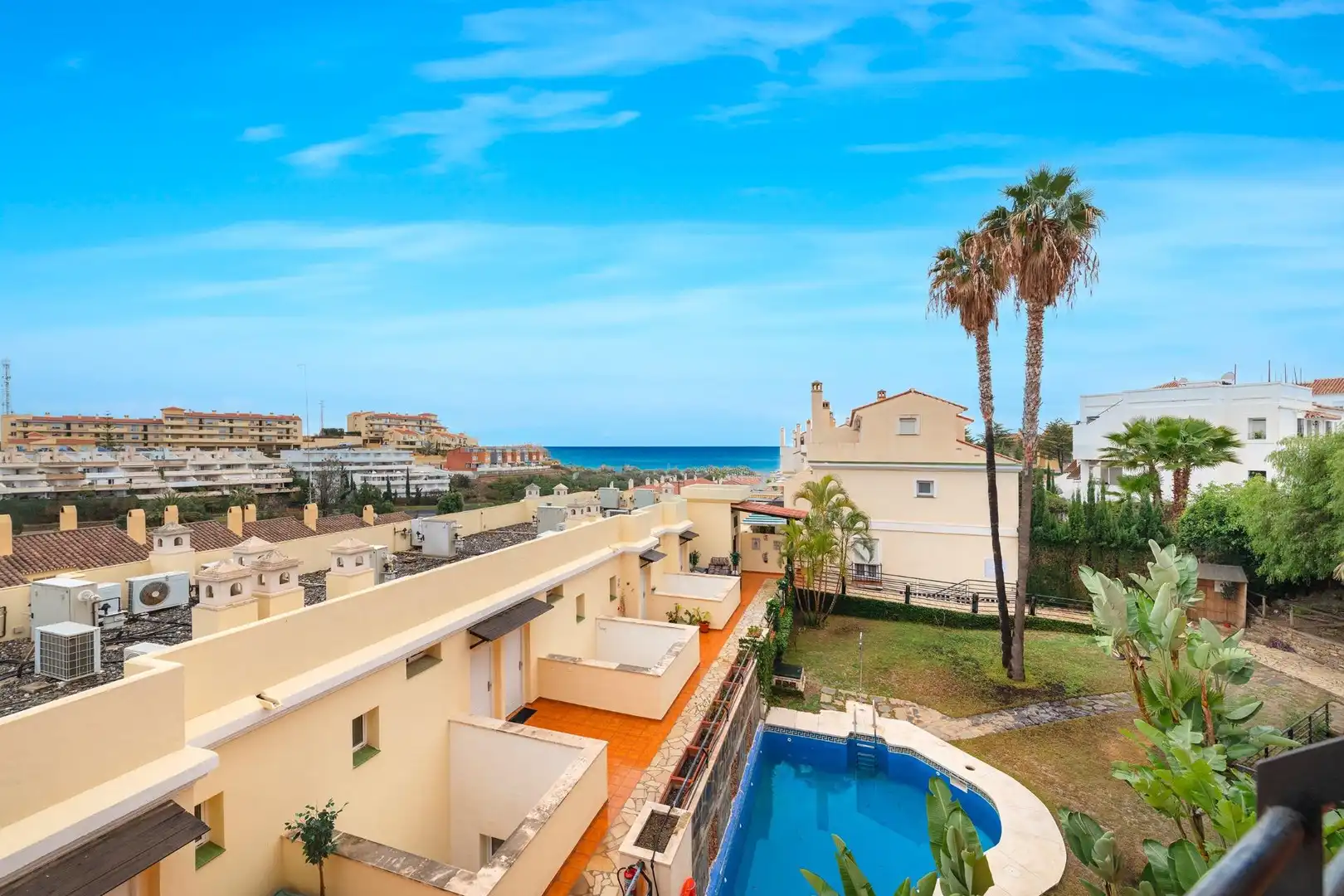 Exterior view of Study for sale in Rincón de la Victoria  with Air Conditioner, Terrace and Furnished