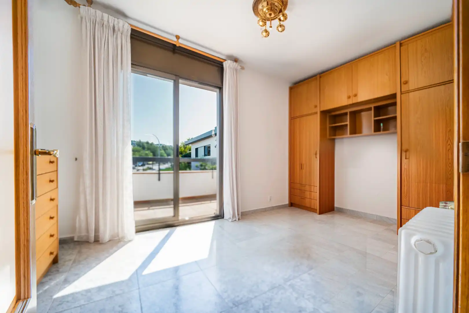 Habitación de Casa o chalet en venta en Santa Perpètua de Mogoda con Calefacción, Terraza y Trastero