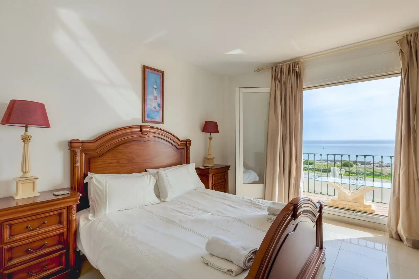 Habitación de Casa o chalet en venta en Estepona con Aire acondicionado, Terraza y Piscina comunitaria