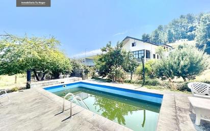 Piscina de Casa o xalet en venda en Ourense Capital  amb Terrassa, Piscina i Balcó