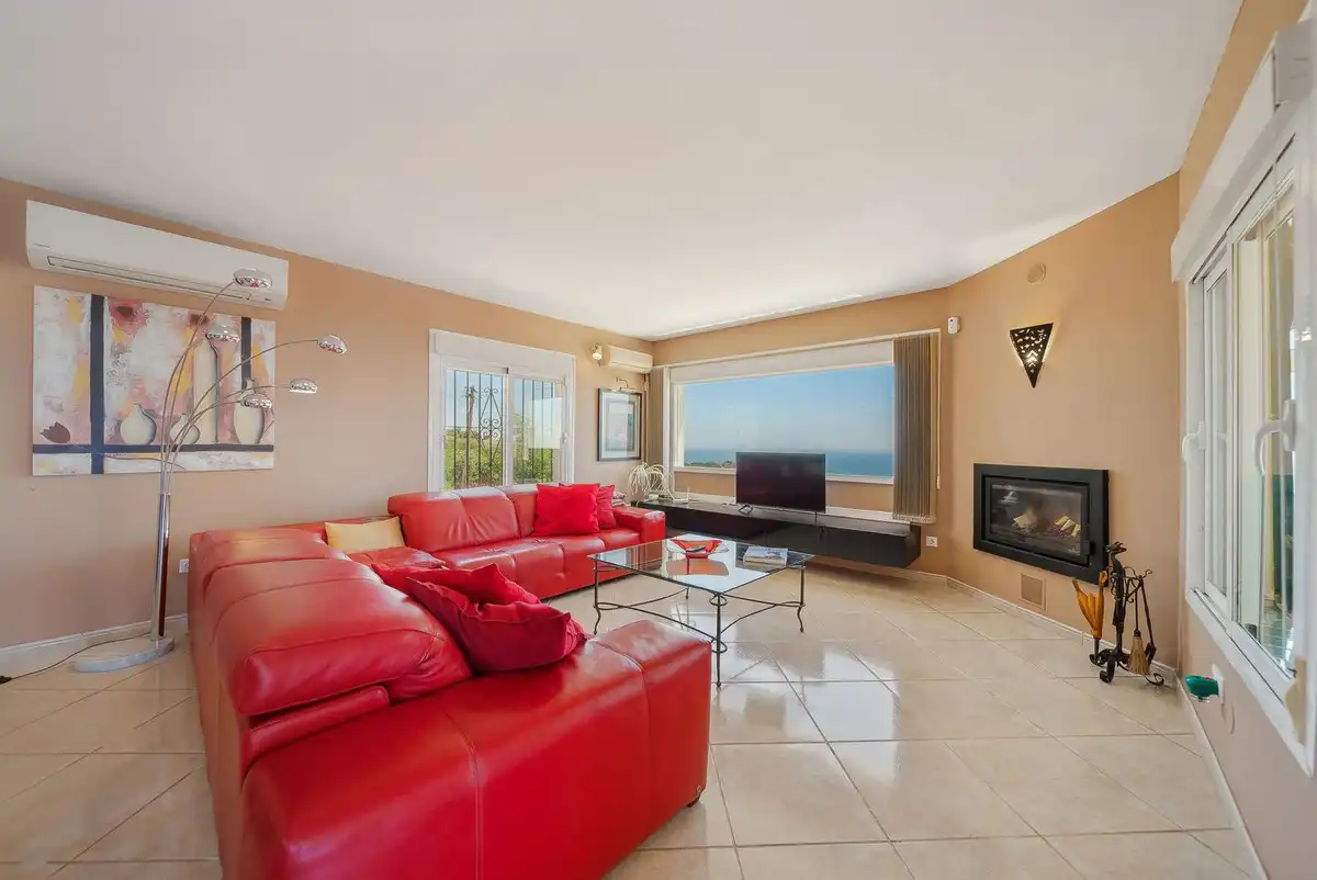 Living room of Houses for sale in Benalmádena