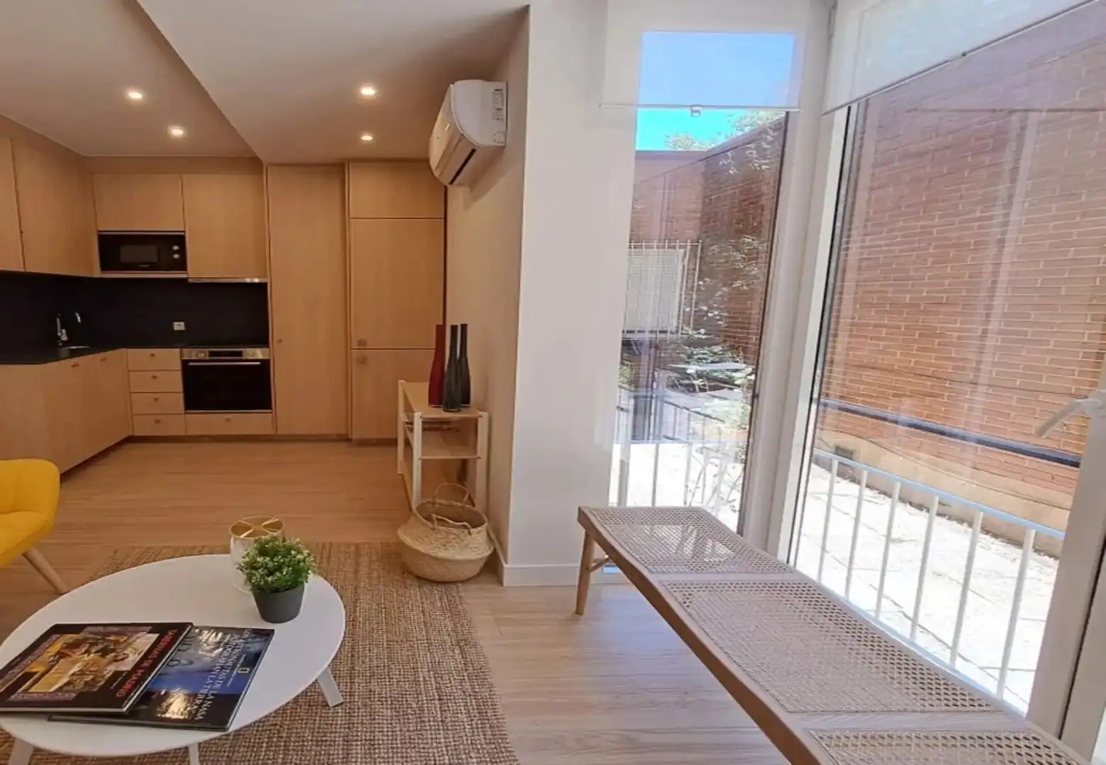 Sala de estar de Piso en venta en Madrid con Aire acondicionado, Calefacción y Amueblado