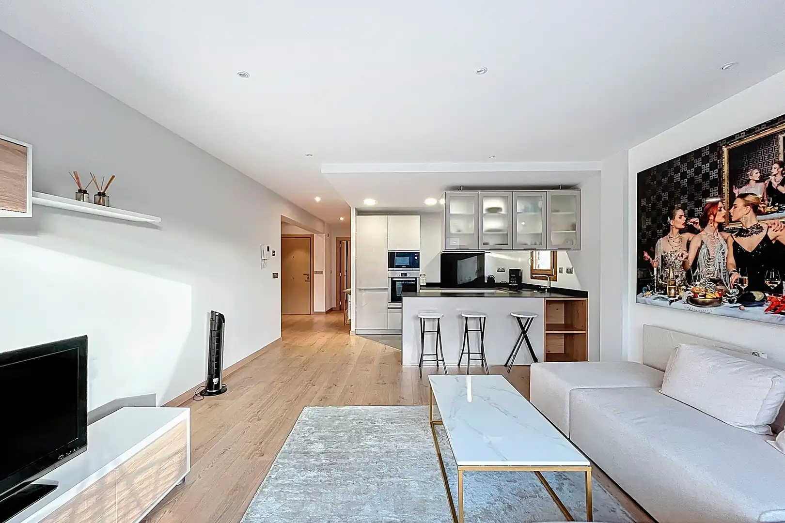 Sala d'estar de Apartament en venda en Escaldes – Engordany amb Aire condicionat, Terrassa i Traster