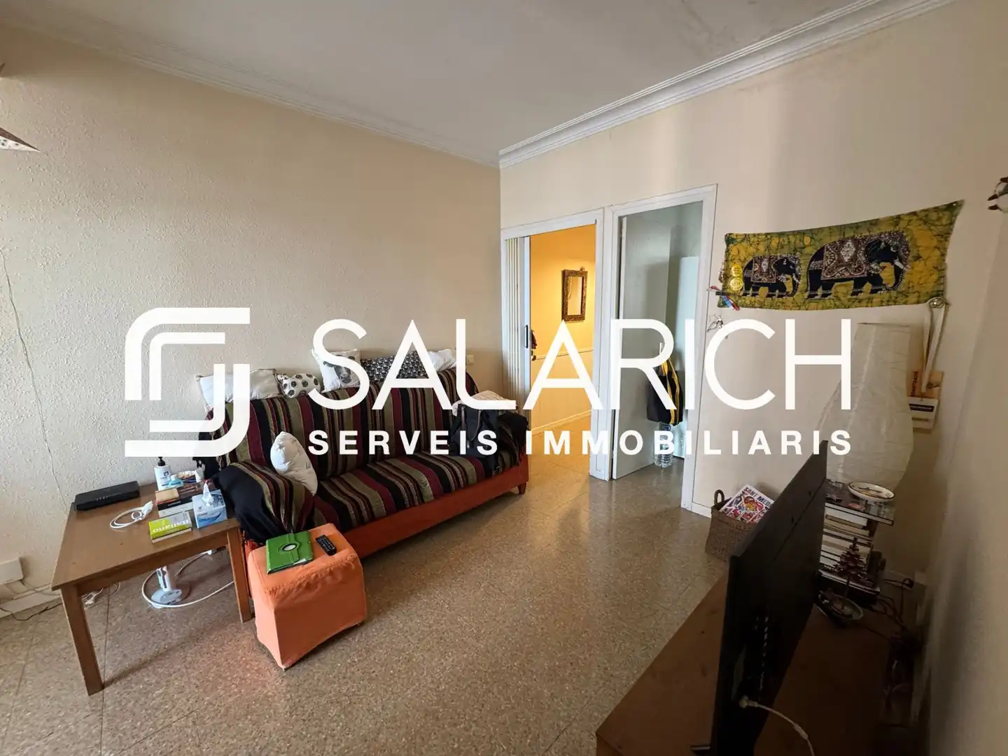 Piso en venta en  Barcelona Capital con Balcón