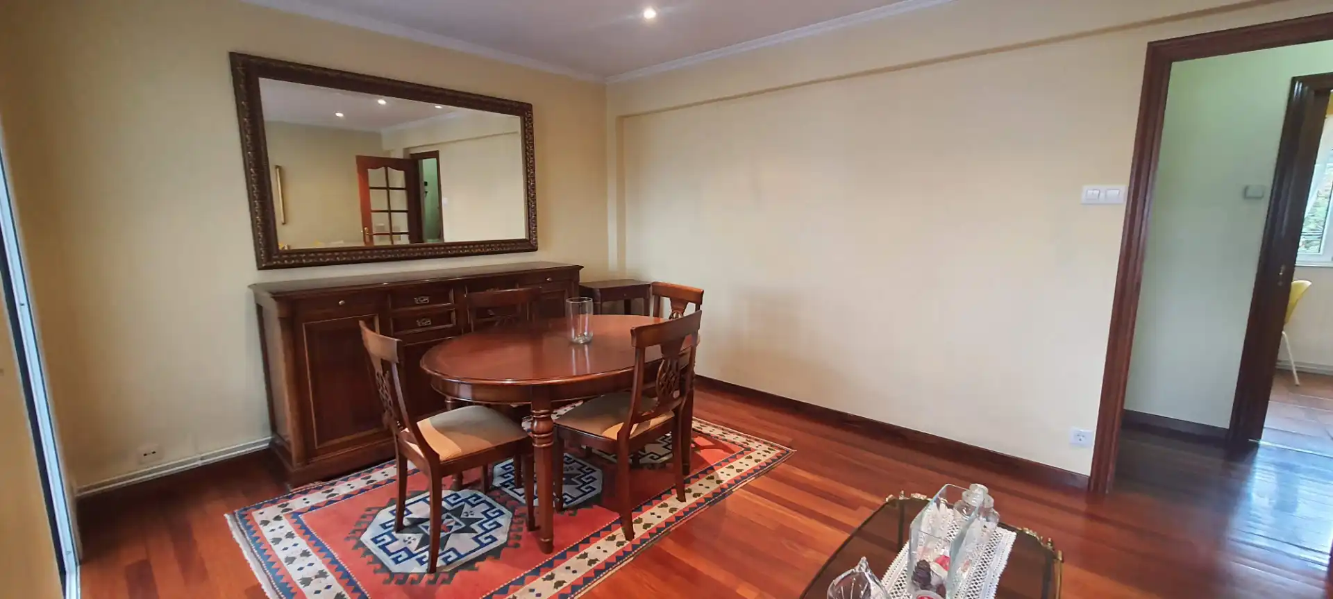Comedor de Piso en venta en Carballo con Calefacción, Parquet y Amueblado