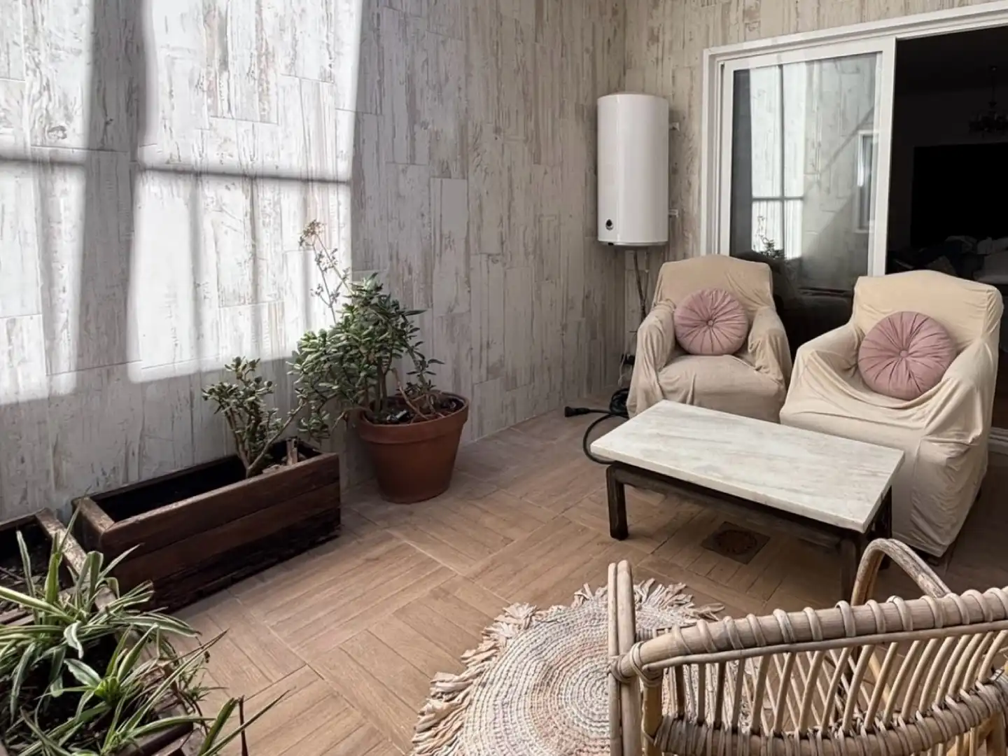 Sala d'estar de Casa o xalet en venda en Sabadell amb Aire condicionat, Terrassa i Balcó