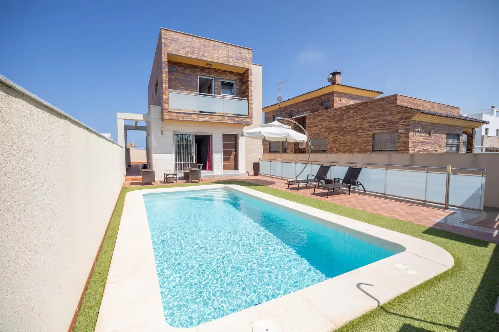 Villa avec terrasse à vendre à Torre de la Horadada, imagen 2