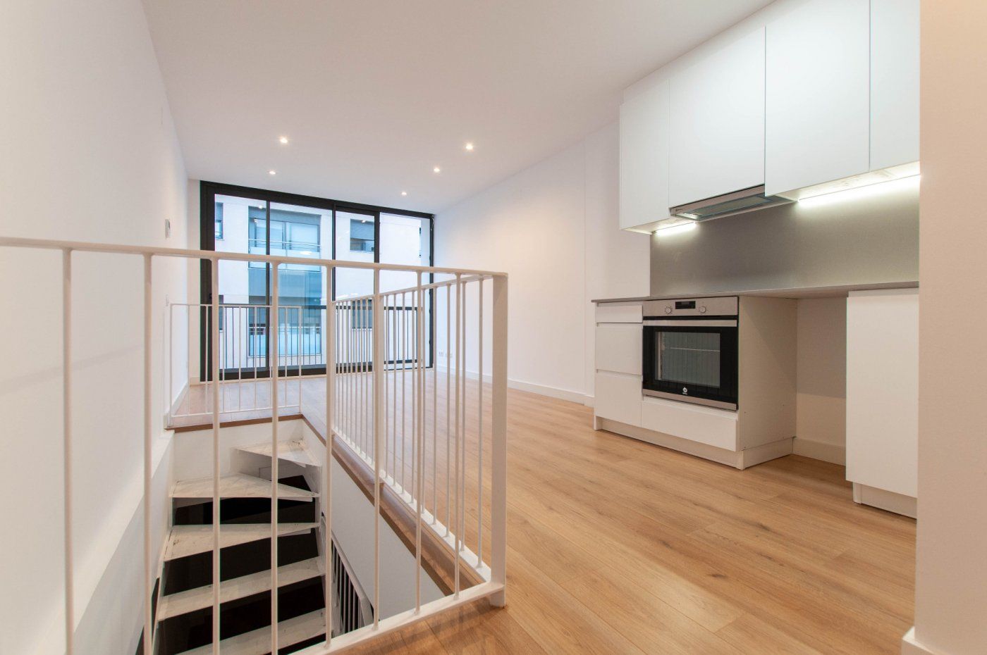 Duplex to rent in Sabadell  with Air Conditioner, Heating and Parquet flooring