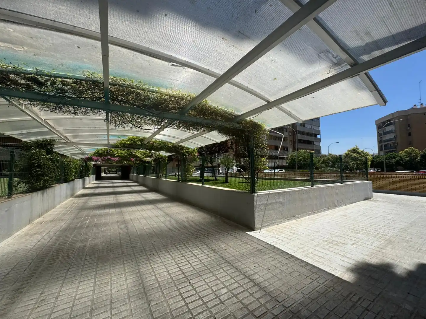 Parking of Flat for sale in Sevilla  with Terrace, Storage room and Balcony