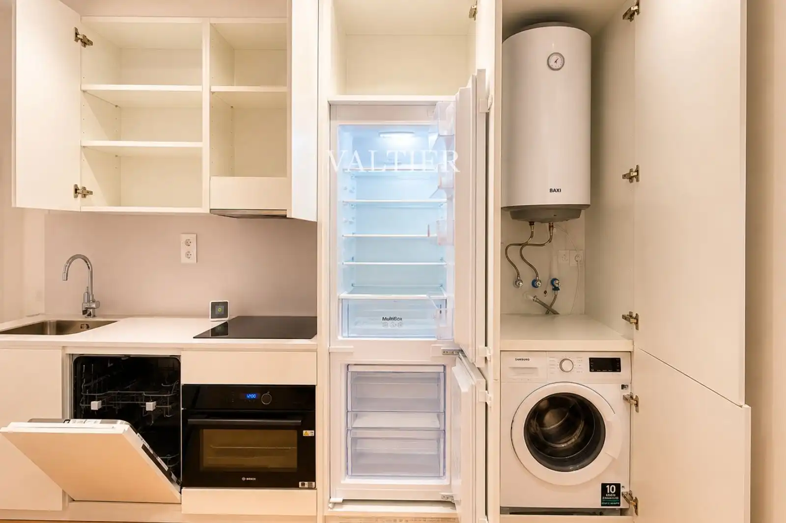 Kitchen of Flat for rent in Madrid  with Air Conditioner, Heating and Furnished