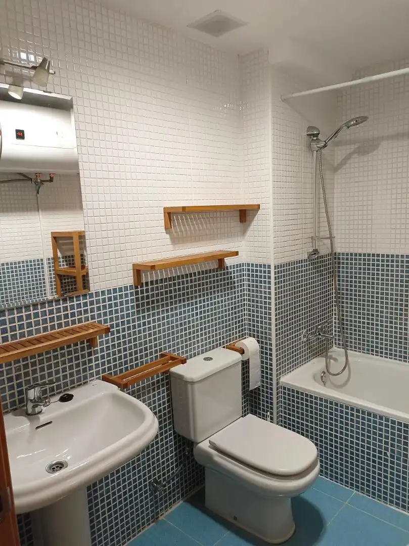 Bathroom of Flat for sale in Aranjuez  with Air Conditioner, Heating and Terrace