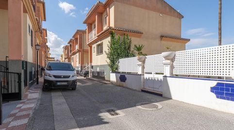 Foto 4 von Einfamilien-Reihenhaus zum Verkauf in Calle Tablas, Cájar, Granada