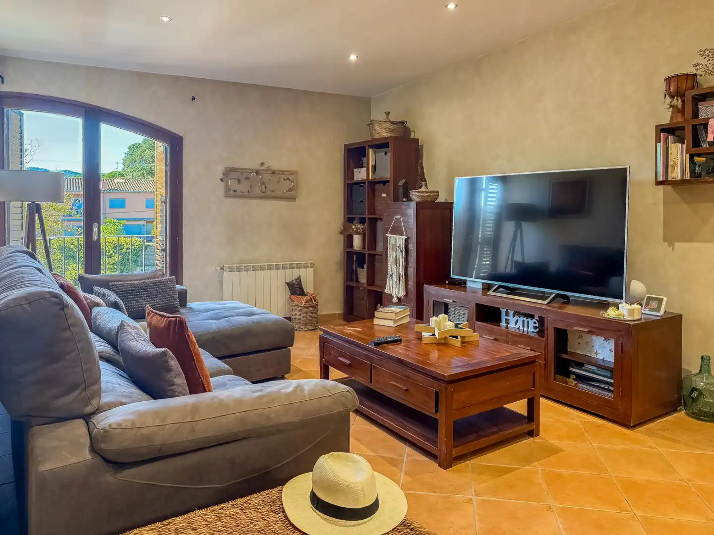 Sala de estar de Finca rústica en venta en Calonge i Sant Antoni con Calefacción y Jardín privado