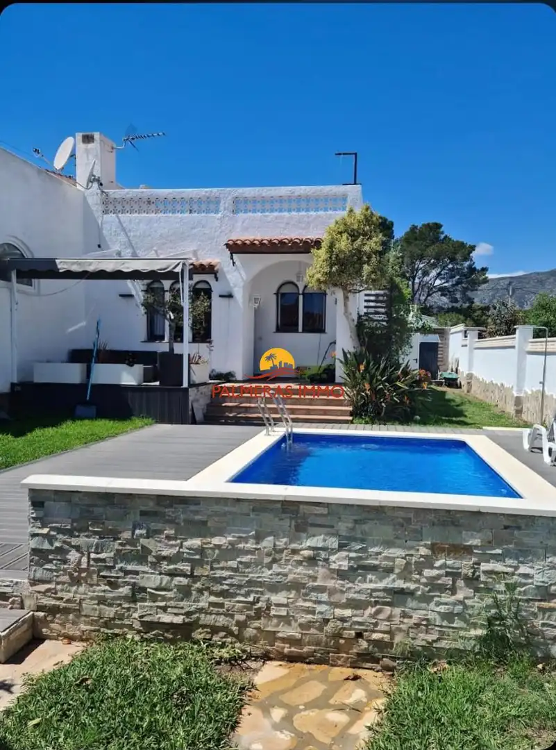 Vista exterior de Casa adosada en venta en Mont-roig del Camp con Aire acondicionado, Calefacción y Terraza