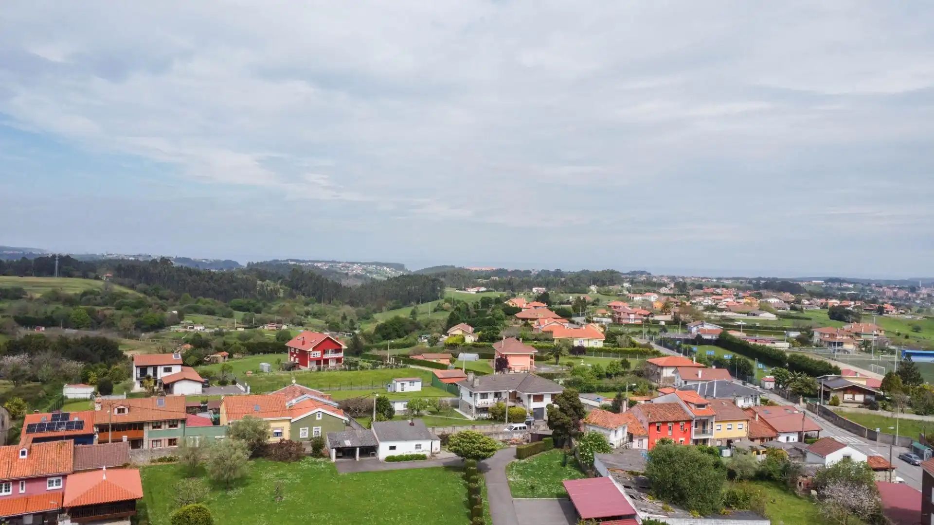 Vista exterior de Casa o chalet en venta en Avilés con Calefacción, Jardín privado y Terraza