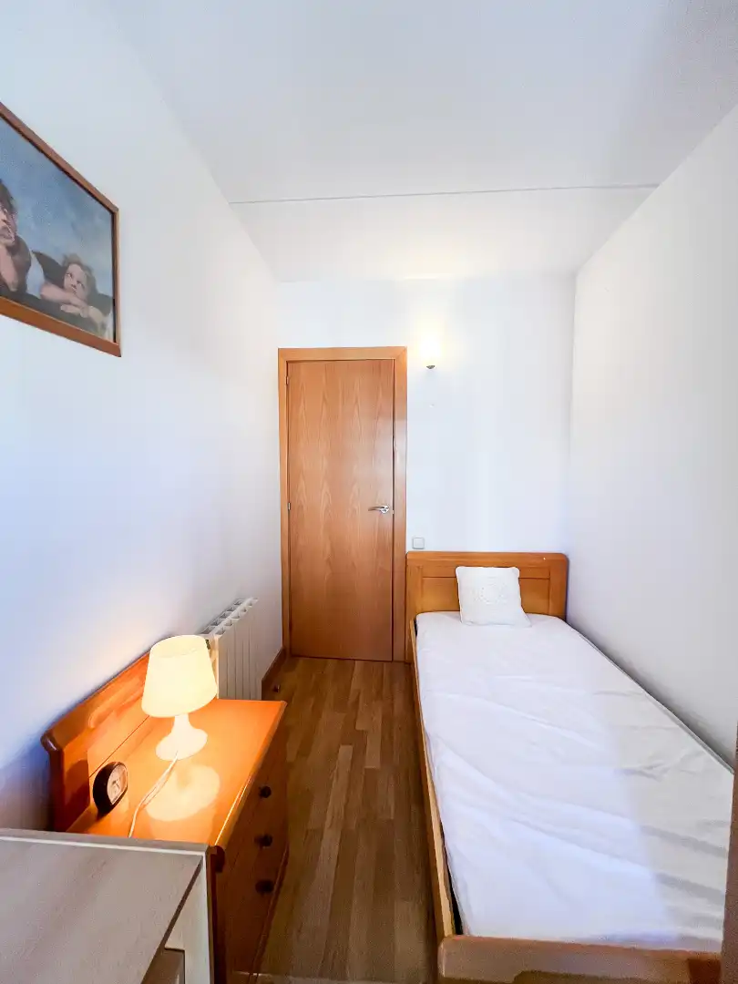 Habitación de Piso de alquiler en Cerdanyola del Vallès con Aire acondicionado, Calefacción y Parquet