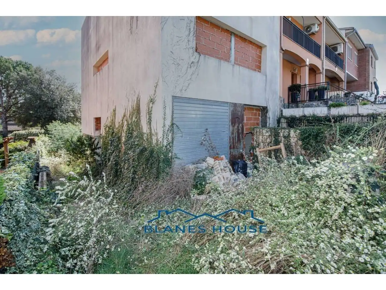 Maison mitoyenne à vendre à Calle Lluis Companys 19