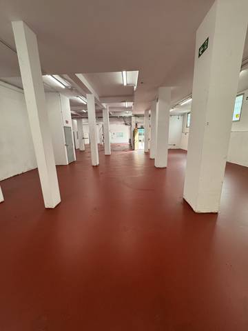 Local comercial en Alquiler en Avenida del Doctor Federico Rubio y Galí, 86 en Ciudad Universitaria