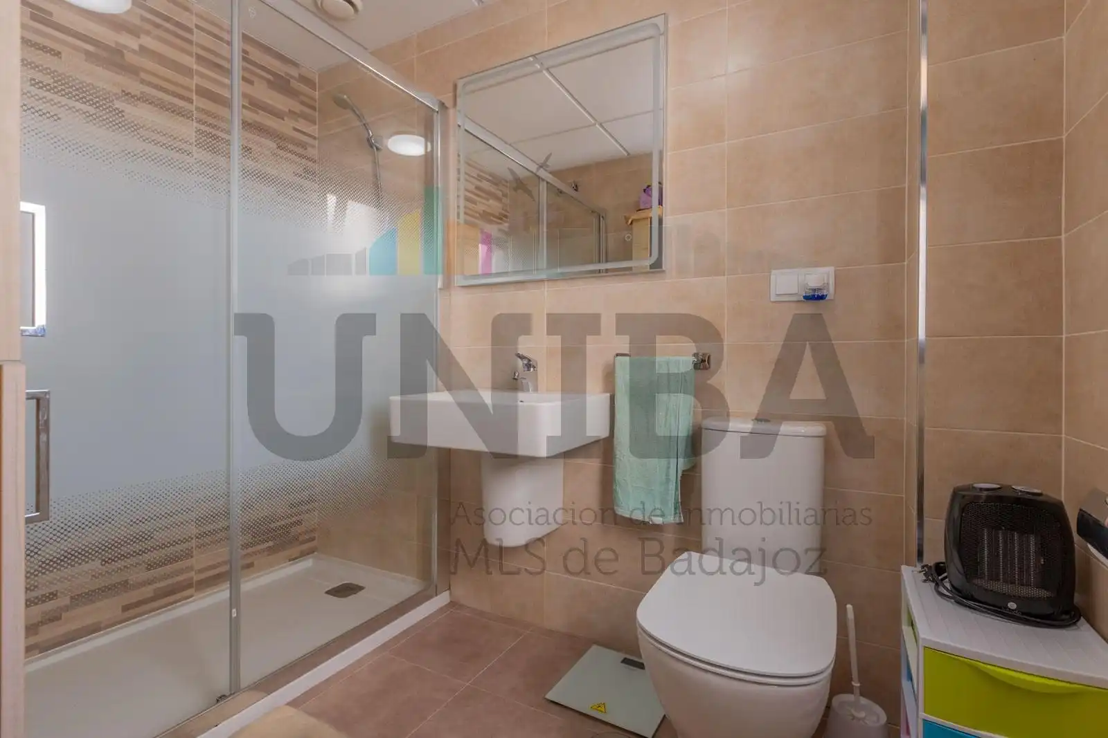 Baño de Apartamento en venta en Badajoz con Aire acondicionado y Calefacción