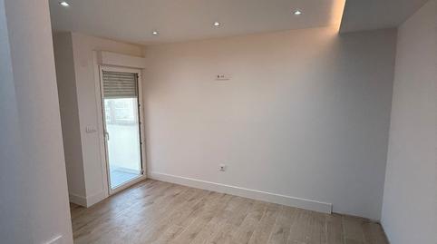 Photo 2 of Flat for sale in Reyes de Navarra Kalea, Zaramaga, Araba - Álava