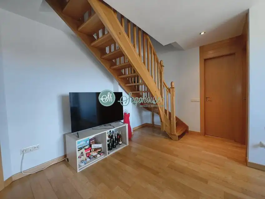 Piso en venta en Segovia con Aire acondicionado, Calefacción y Trastero