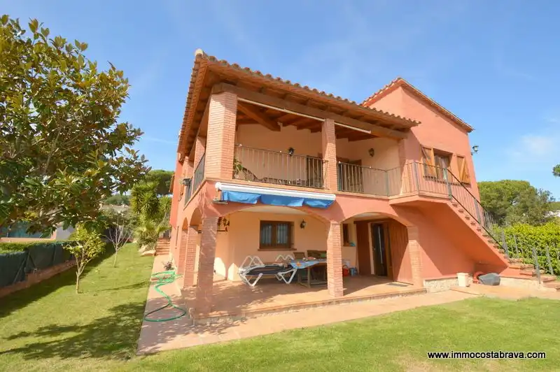 Haus mit Garten zum Verkauf in Cabanyes - Mas Ambrós - Mas Pallí