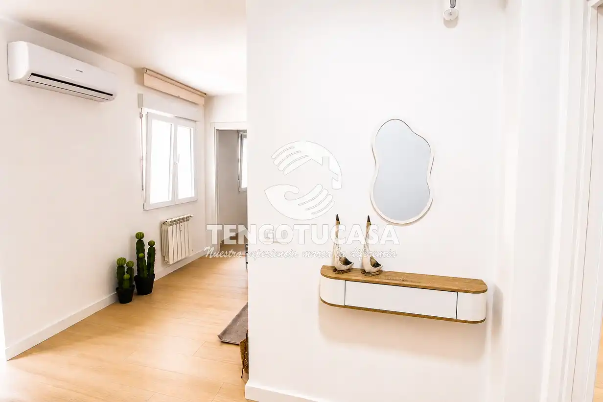 Wohnung zum Verkauf in Madrid mit Klimaanlage, Möbliert und Ofen