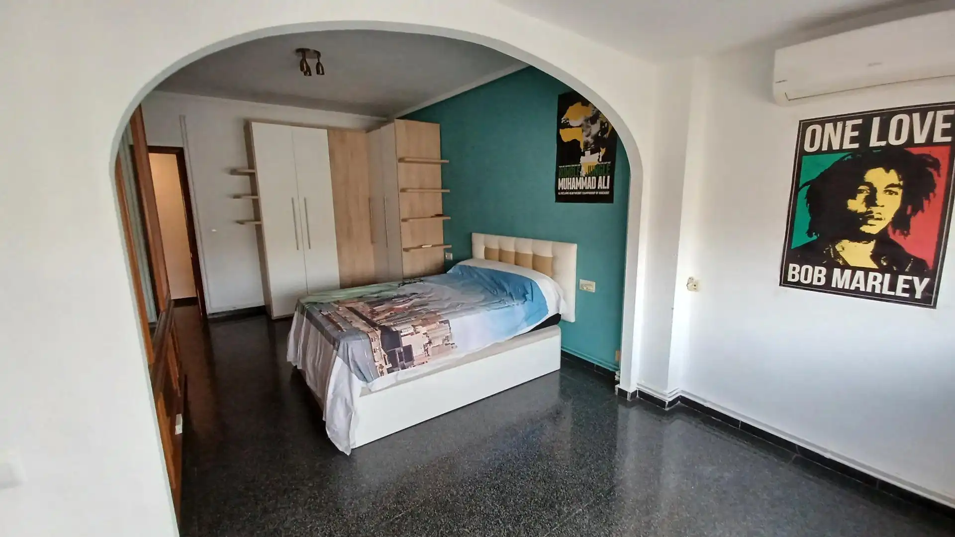 Piso con terraza en alquiler en Extramurs, imagen 13
