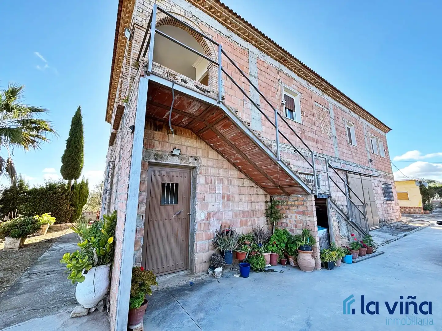 Vista exterior de Casa o chalet en venta en Casariche con Aire acondicionado, Calefacción y Jardín privado